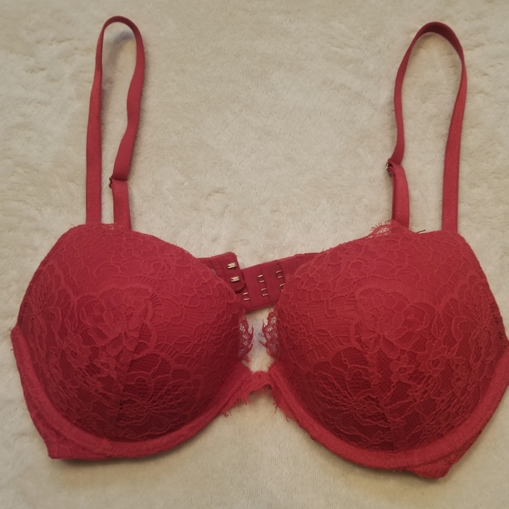 Victoria's Secret Dream Angels Pushup-Up Underwire Bra 34C